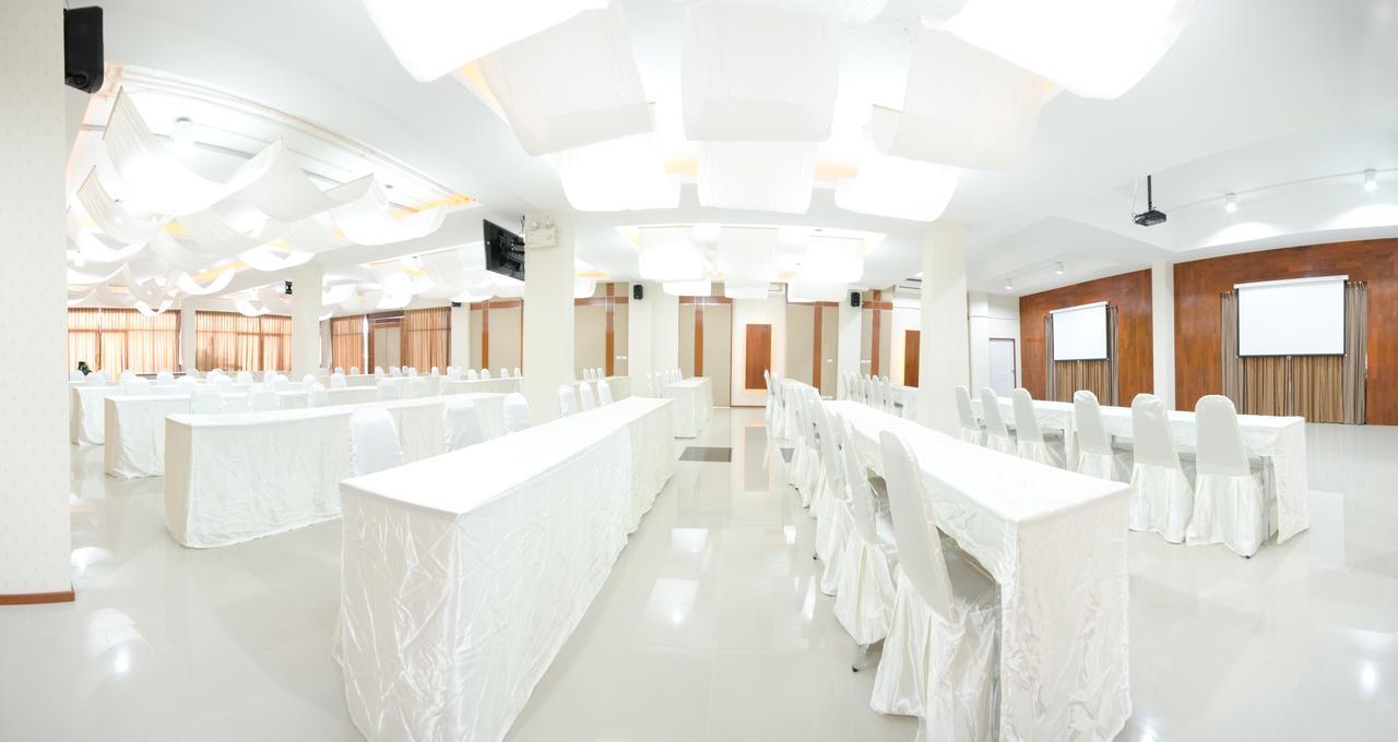 Glory Place HHQ Extérieur photo